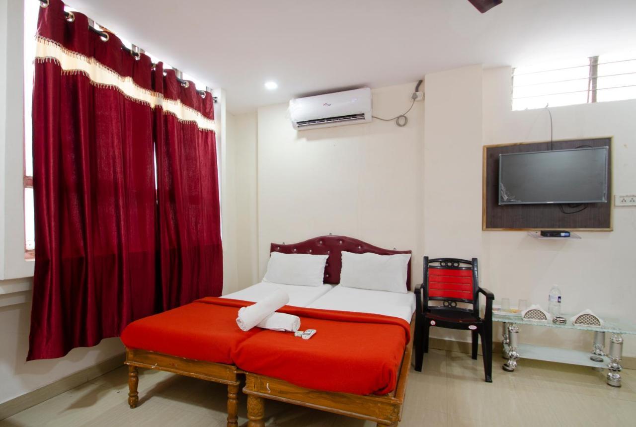 Hotel Sri Sai Balaji Hyderabad Luaran gambar