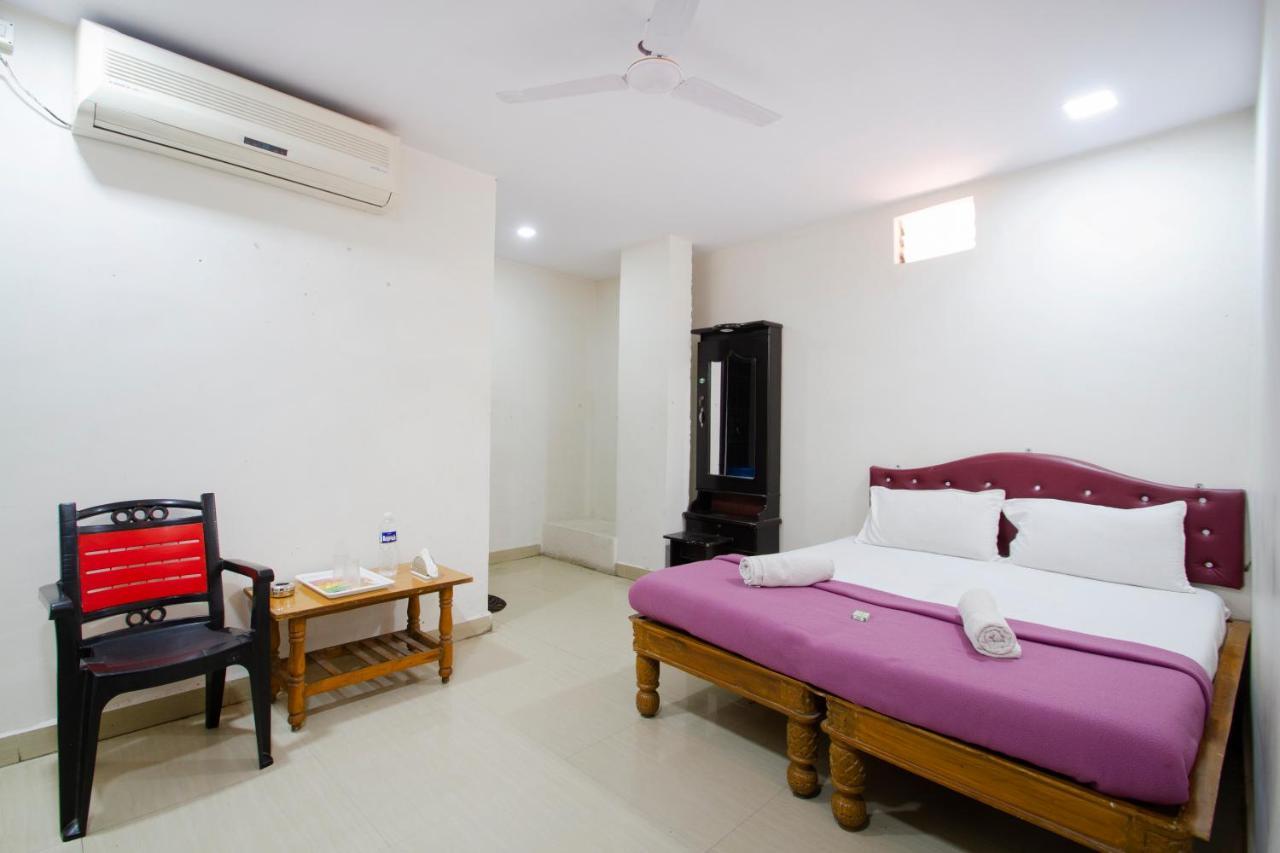 Hotel Sri Sai Balaji Hyderabad Luaran gambar
