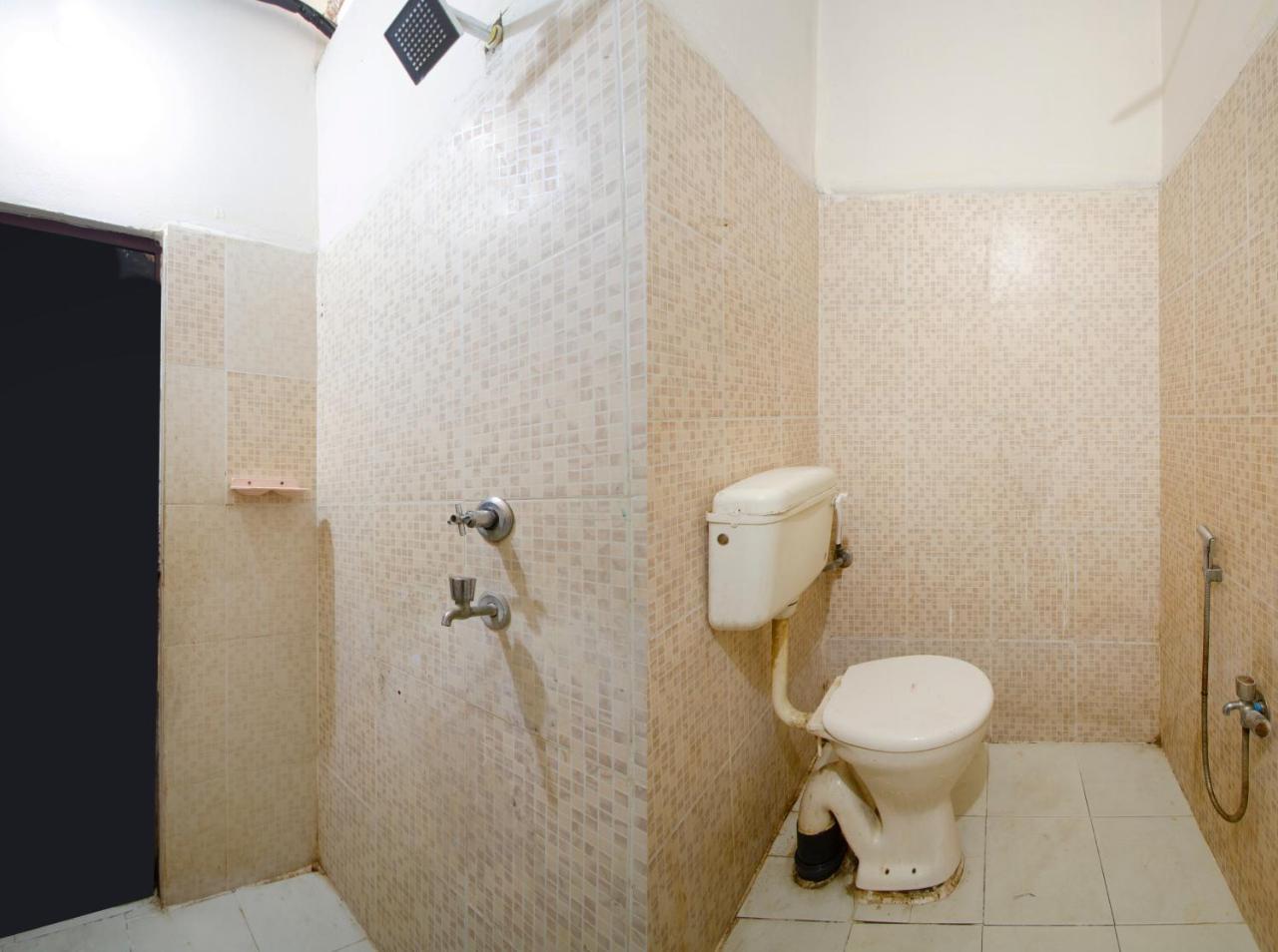 Hotel Sri Sai Balaji Hyderabad Luaran gambar