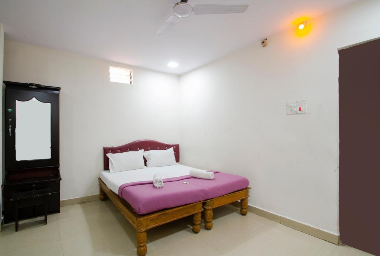 Hotel Sri Sai Balaji Hyderabad Luaran gambar